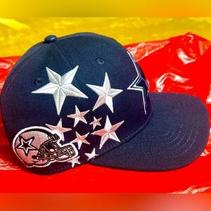 Dallas Cowboys Pro Standard Stars Snapback Hat